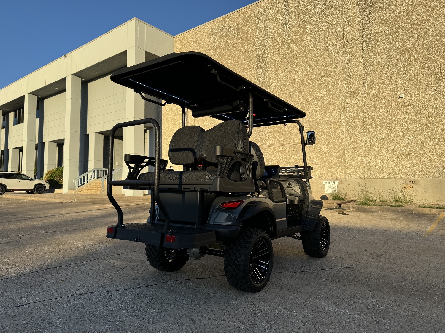 TBM-X4-GOLF-CART