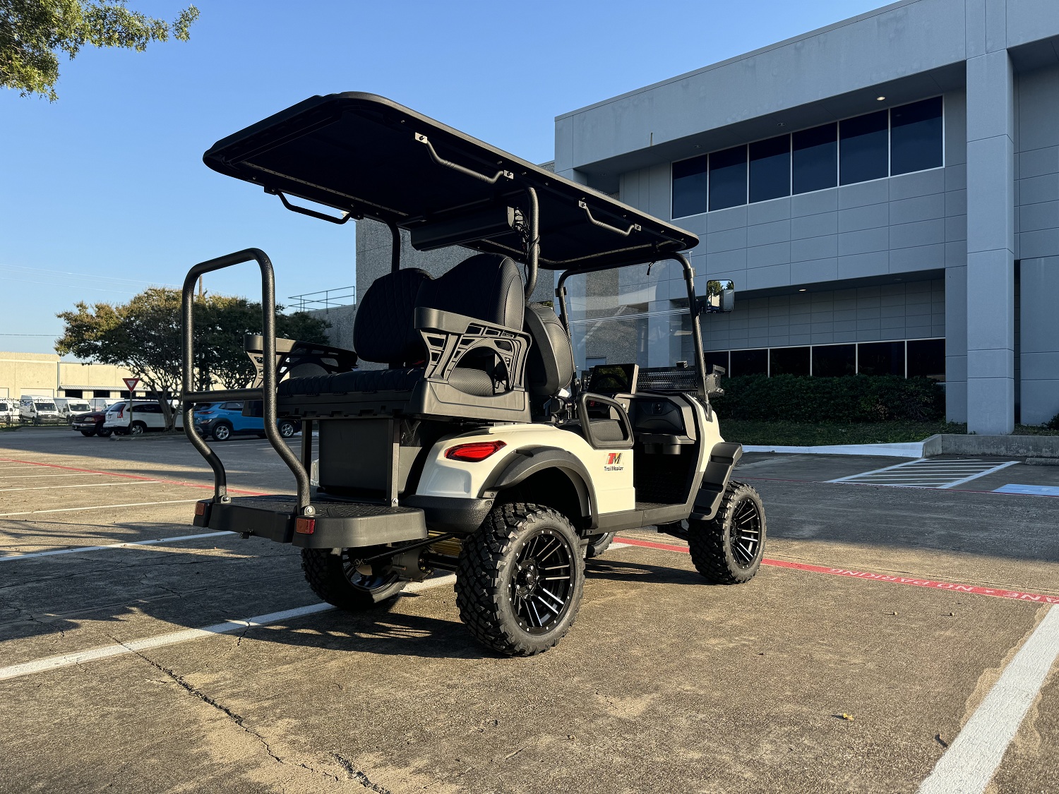 TBM-X4-GOLF-CART