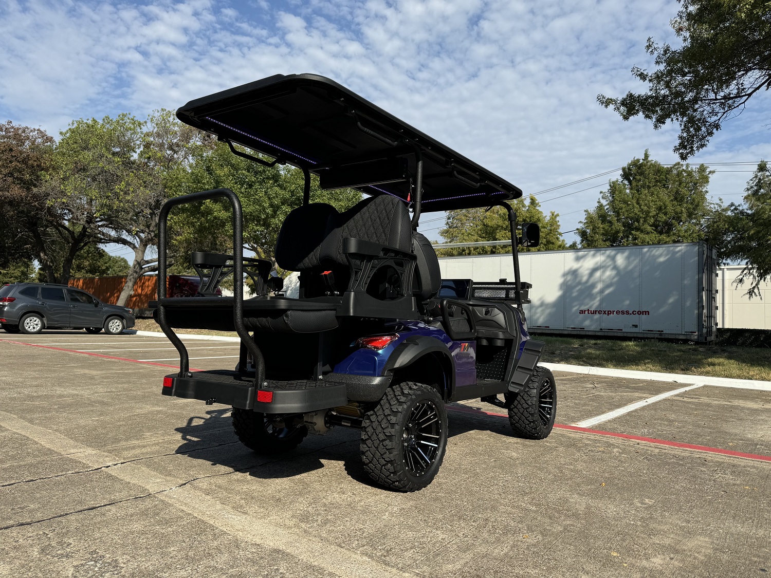 TBM-X4-GOLF-CART