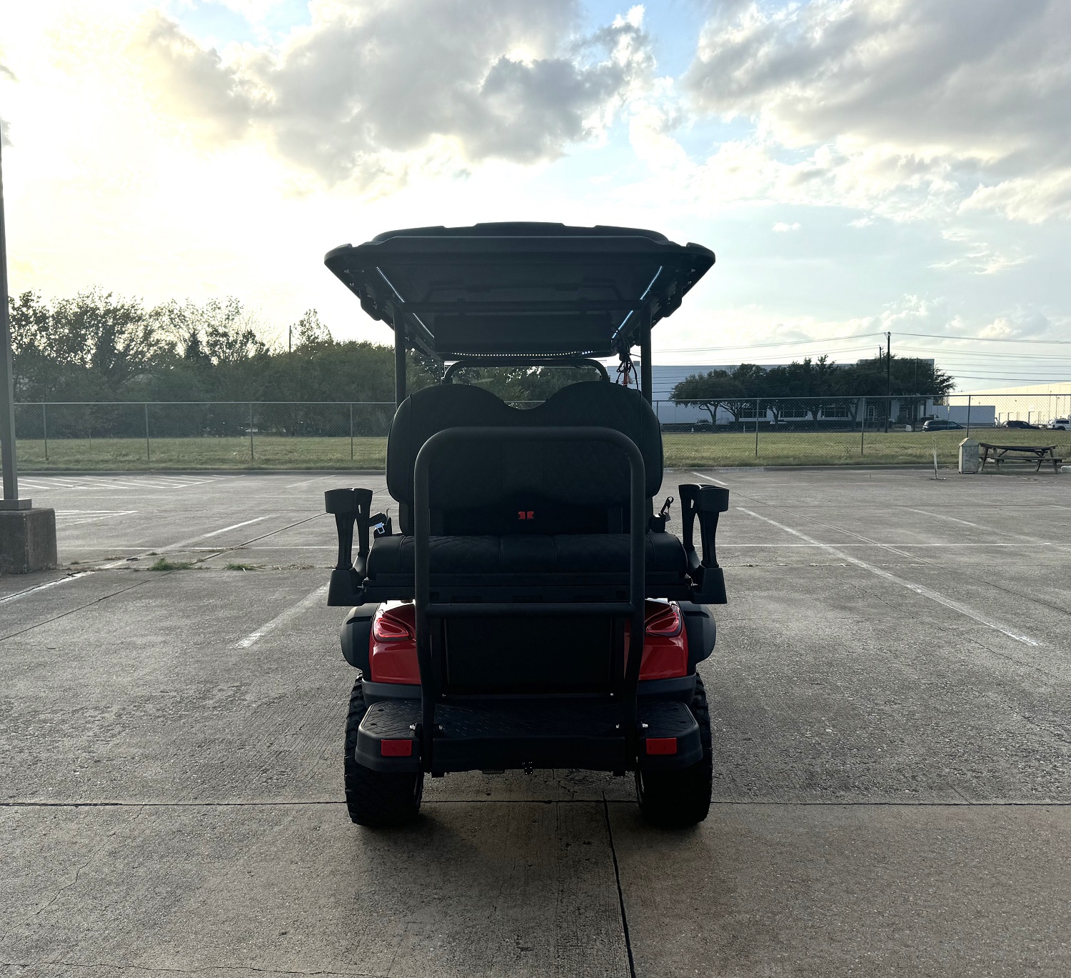 TBM-X6-GOLF-CART