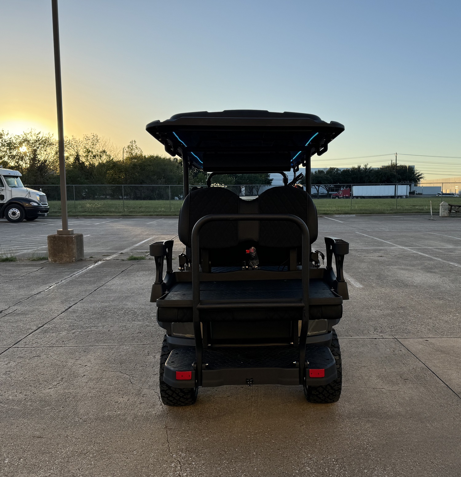 TBM-X6-GOLF-CART